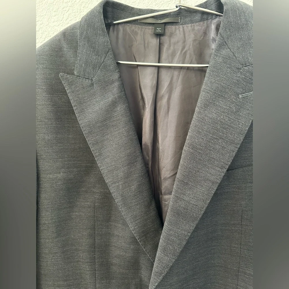 Men's Classic Black Blazer size 48R slim fit